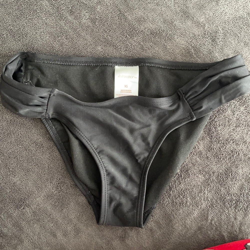 XS xhilaration bikini bottom